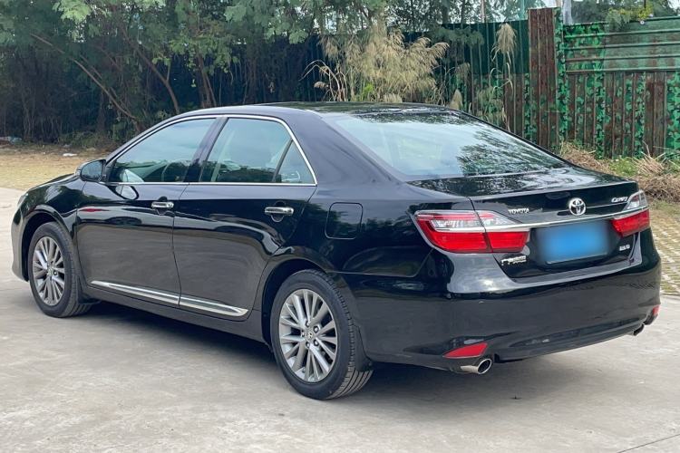 Used Toyota Camry 2016 2.5G 10th Anniversary Deluxe Navigation Edition
