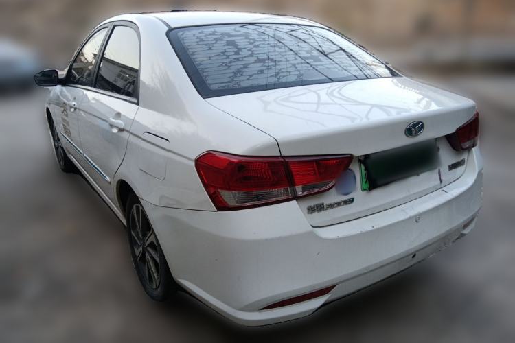 Used  300E 2017 Standard Model