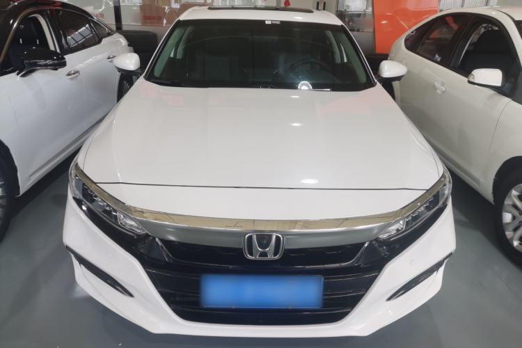 Used Honda Accord 2018 230TURBO Comfort Version National V
