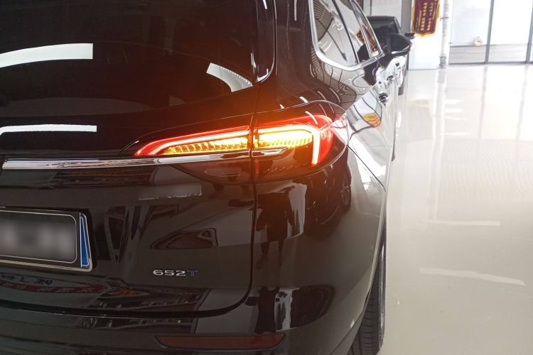 Used Buick Envision 2022 Encore Plus 652T Five-Seat Luxury Model
