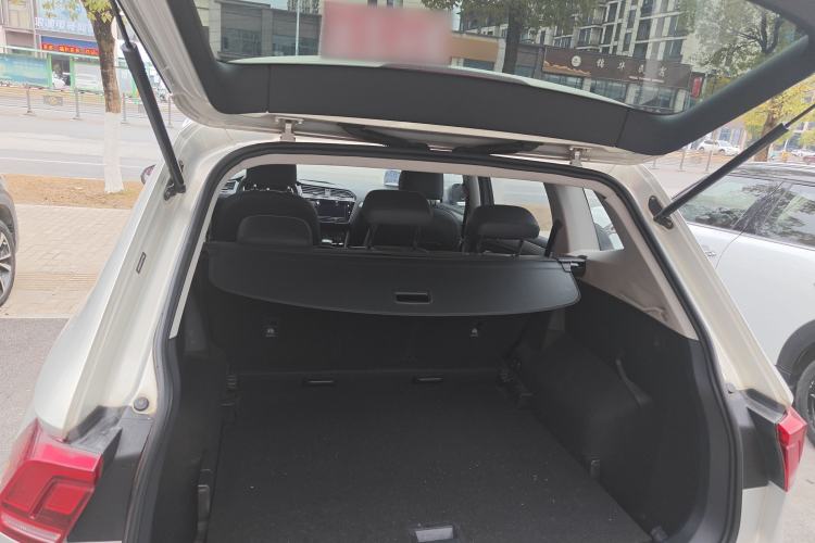 Used Volkswagen Tiguan L 2018 Facelift 330TSI Automatic Two-Wheel Drive Luxury Edition