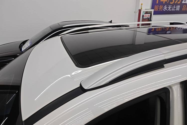 Used GAC Trumpchi GS8 2017 320T Two-Wheel Drive Luxury Smart Connectivity Version (7 Seats)
