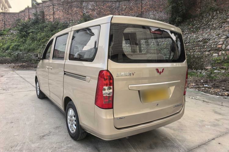 Used Wuling Rongguang V 2016 1.2L Standard Version