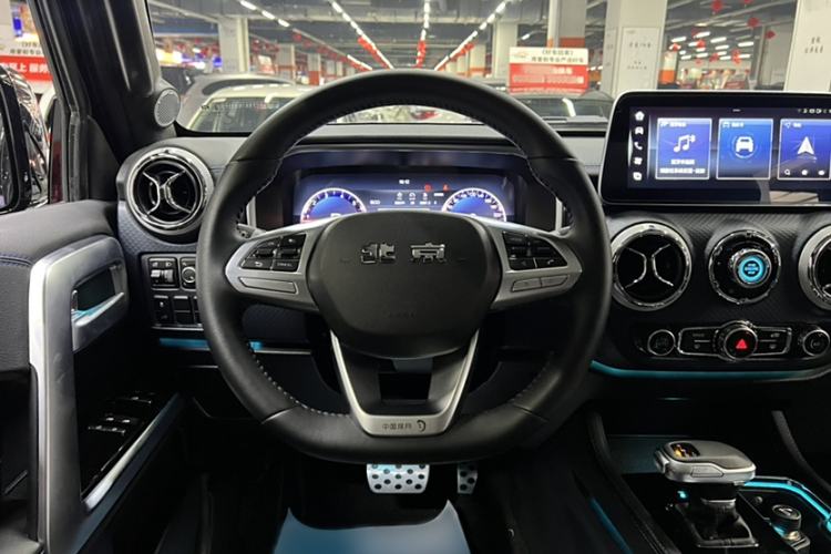 Used Beijing Auto BJ40 2023 2.0T Automatic Four-Wheel Drive Urban Hunter Edition Chivalrous Type
