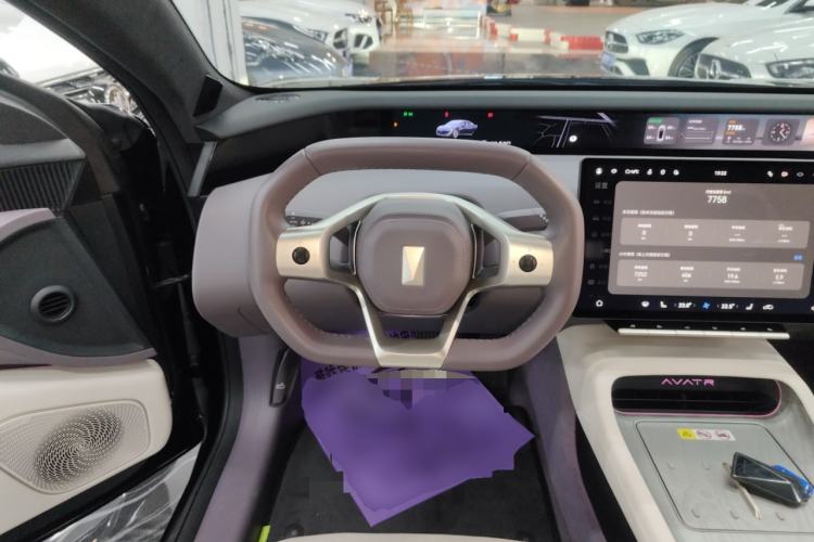 Used  12 2025 Ultra Extended-Range Edition
