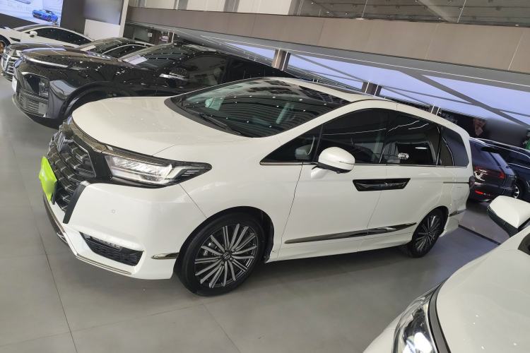 Used Honda Elysion 2022 2.0L eHEV Prestige Edition
