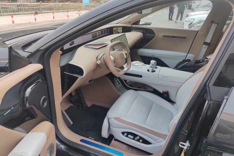 Used  07 2026 Ultra Pure-Electric All-Wheel-Drive Version