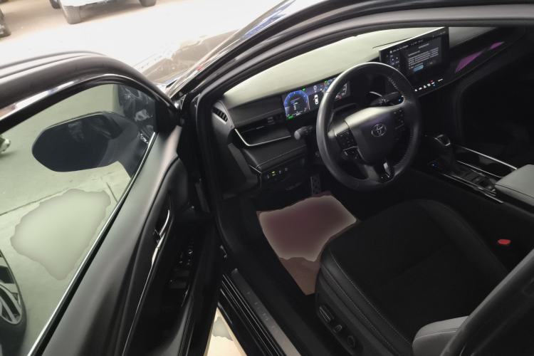 Used Toyota Camry 2024 Dual-Motor 2.0 HXS Sport Plus Edition
