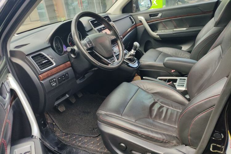 Used Haval H6 2014 Sport Version 1.5T Manual Two-Wheel Drive Elite Edition
