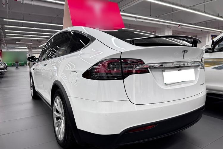 Used Tesla Model X 2019 Long-Range Version
