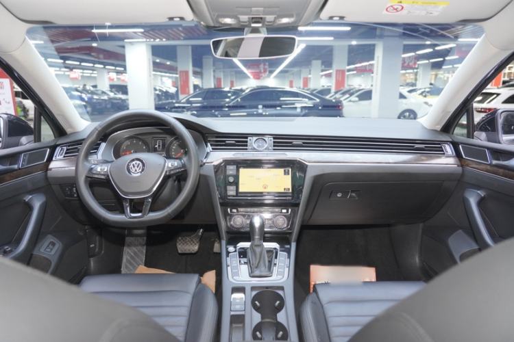 Used Volkswagen Magotan 2019 330TSI DSG Luxury Version China VI Standard