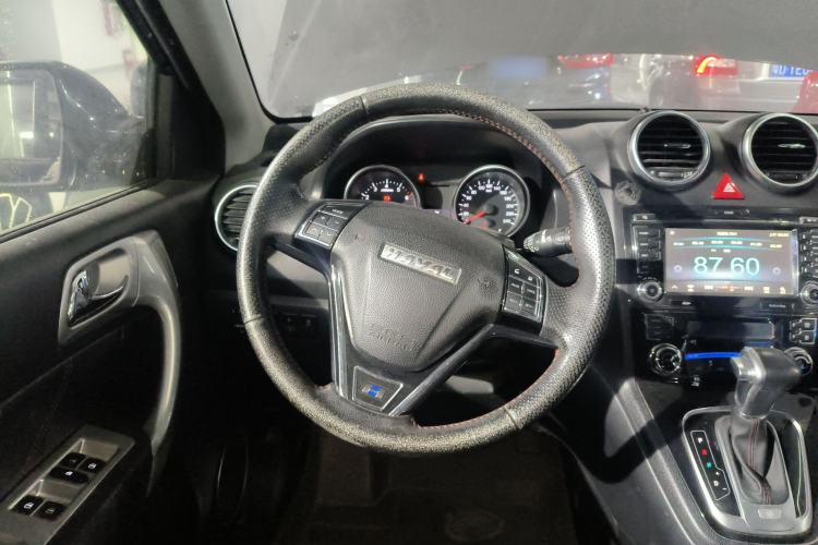 Used Haval H6 2016 Upgraded Model 1.5T Automatic Two-Wheel Drive Elite Version
