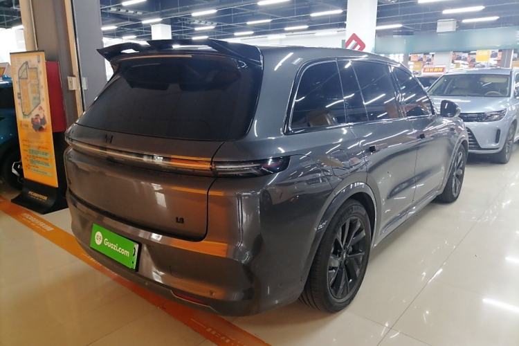 Used Li Auto L8 2023 Pro Model
