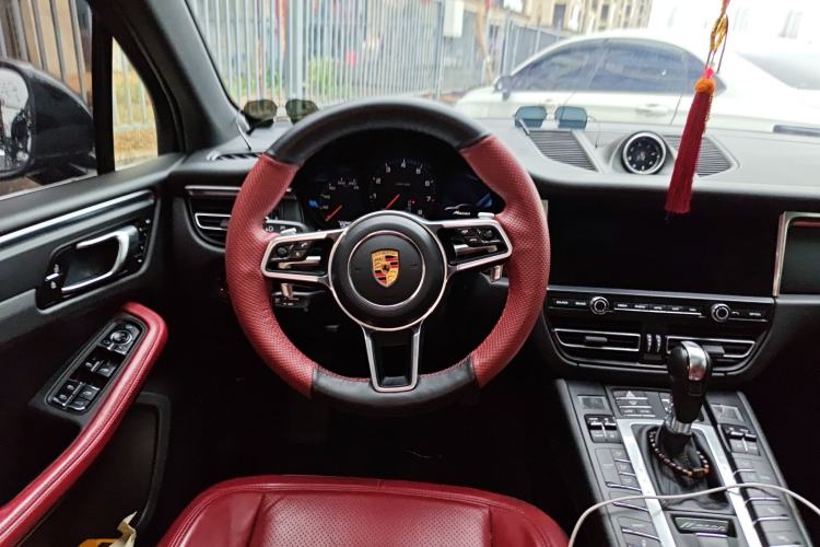 Used Porsche Macan 2021 Macan 2.0T
