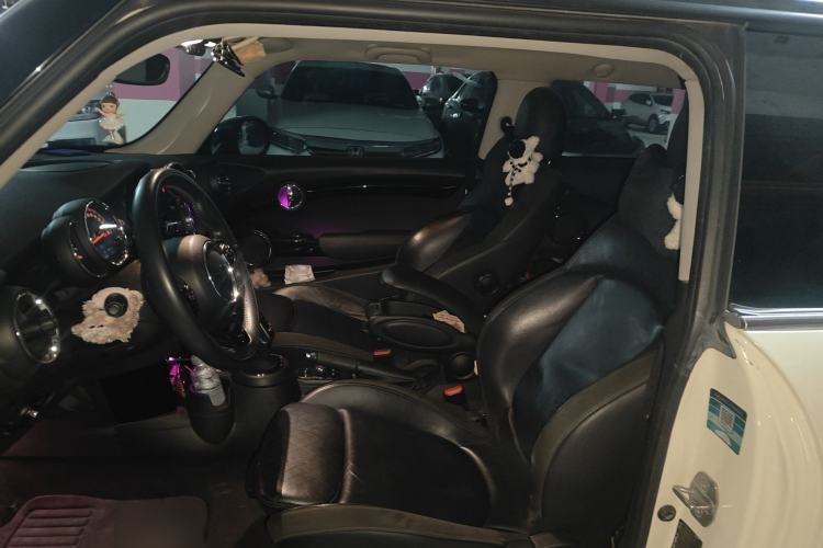 Used MINI MINI 2018 1.5T COOPER Artist
