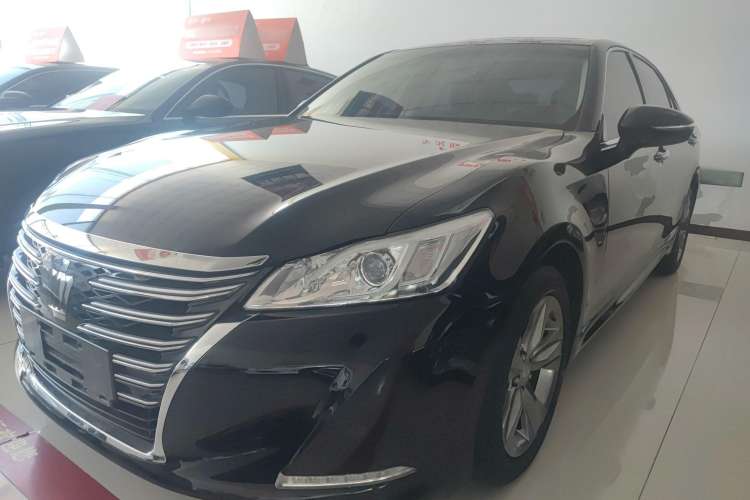 Used Toyota Crown 2015 2.0T Fashion Edition
