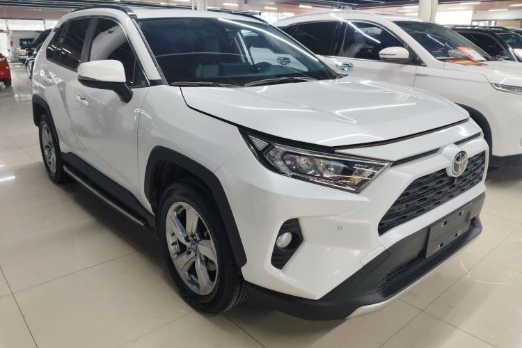 Used Toyota RAV4 2022 2.0L CVT Two-Wheel Drive Fashion Plus Edition
