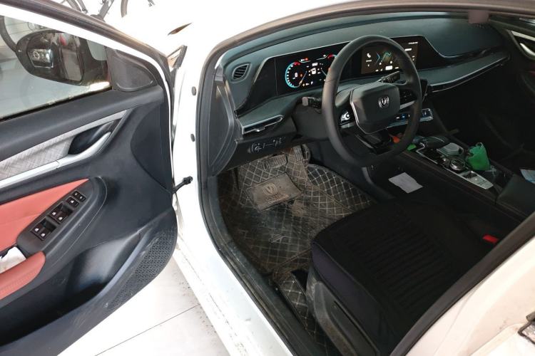 Used Changan Eado 2023 Changan Edition PLUS Blue Whale NE 1.4T GDI DCT Prestige Version