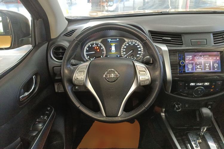 Used Nissan Terra 2018 2.5L Automatic 4x4 Flagship Edition
