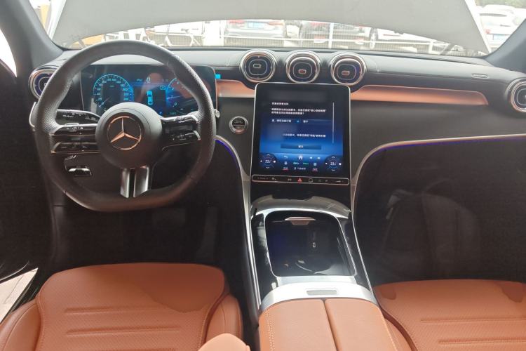 Used Mercedes-Benz GLC 2024 Facelifted GLC 260 L 4MATIC Luxury Version 5 Seats
