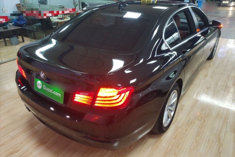 Used BMW 5 Series 2014 520Li Elegant Model

