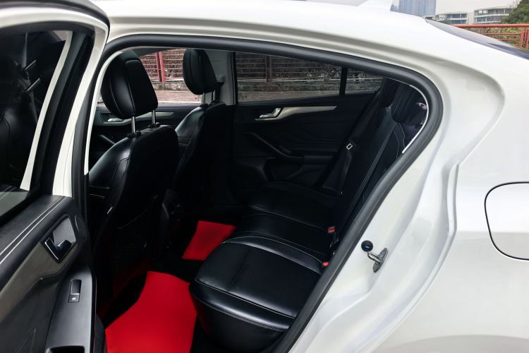 Used Ford Focus 2021 Sedan EcoBoost 180 Automatic Trendy Model