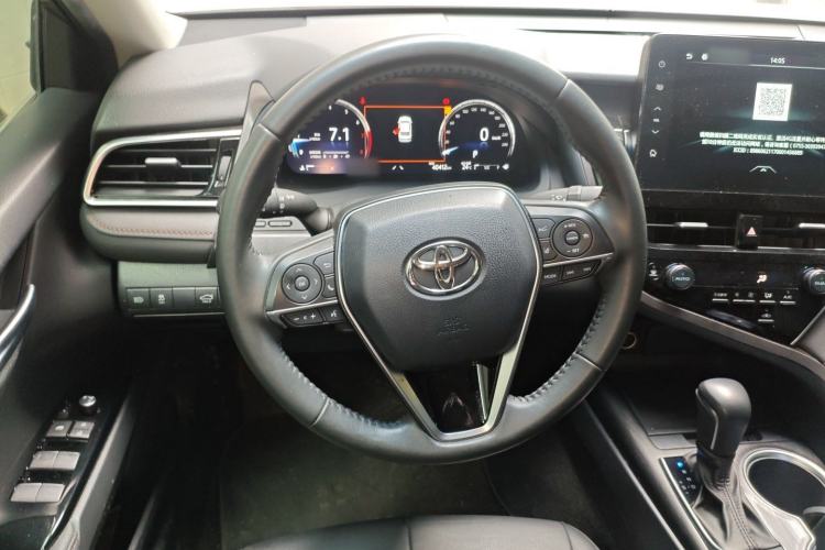 Used Toyota Camry 2021 2.5G Luxury Edition
