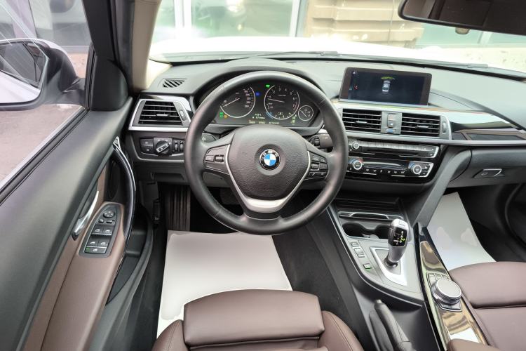 Used BMW 3 Series 2019 320Li Fashion Model
