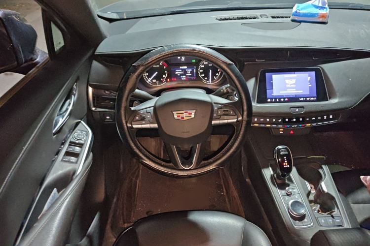 Used Cadillac XT4 2021 28T Two-Wheel Drive Tech Edition