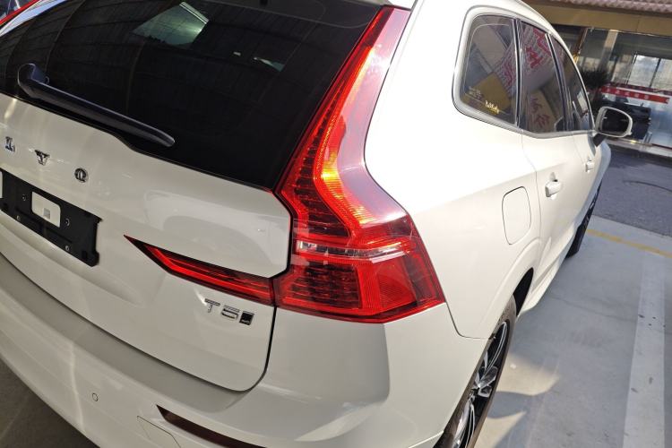 Used Volvo XC60 2019 T5 4x4 Zhiyuan Edition China VI Standard
