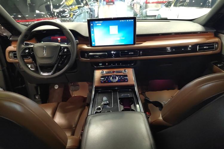 Used Lincoln Aviator 2021 3.0T V6 All-Wheel-Drive Executive Edition
