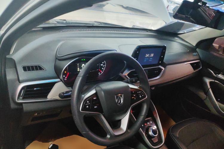 Used Baojun 510 2017 1.5L Automatic Fashion Model
