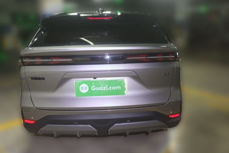 Used  L7 2023 1.5T 115 km Starship