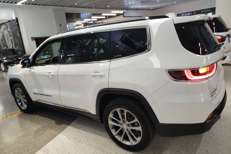 Used  Grand Commander 2018 2.0T Four-Wheel Drive Premium Navigation Version China V
