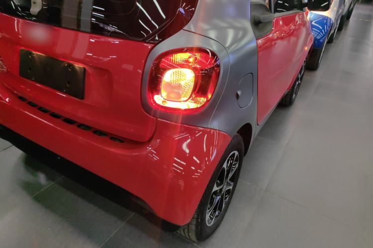 Used  fortwo 2015 1.0L 52 kW Hardtop Passion Edition
