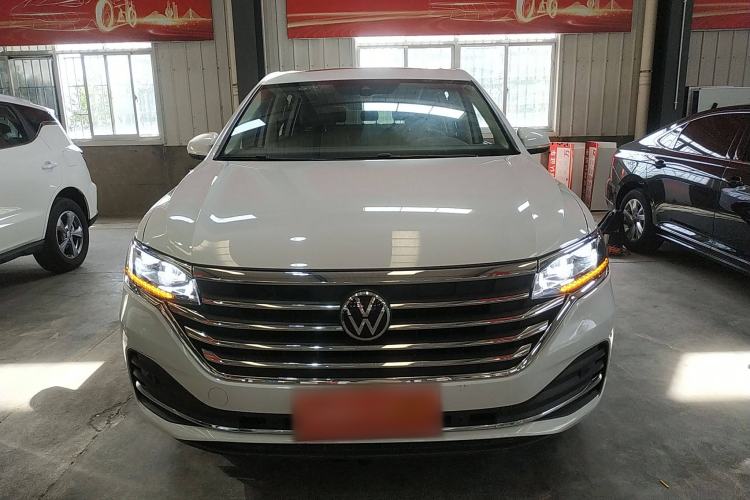 Used Volkswagen Viloran 2024 330TSI Luxury Edition
