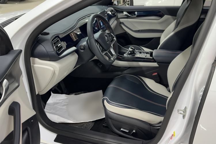 Used BYD Qin PLUS 2021 EV 400KM Luxury Model
