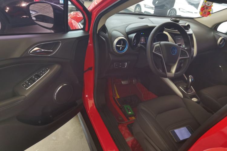 Used BYD Yuan New Energy 2018 EV360 Smart Connect Cool Edition
