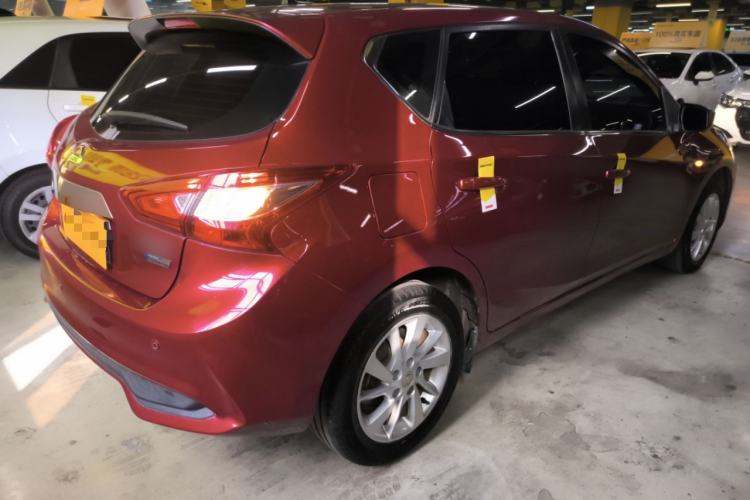 Used Nissan Tiida 2016 1.6L CVT Cool Dynamic Edition