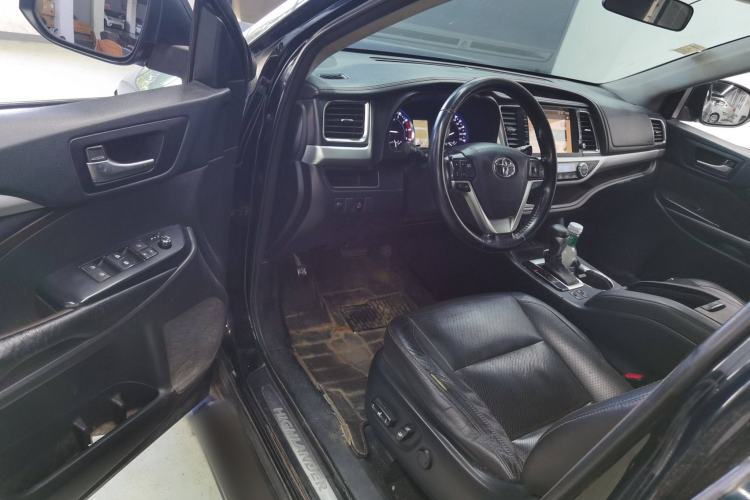 Used Toyota Highlander 2015 2.0T Four-Wheel Drive Luxury Edition 7-Seater
