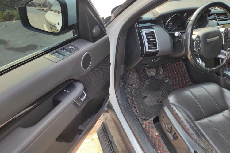 Used Land Rover Discovery 2017 3.0 SC V6 SE