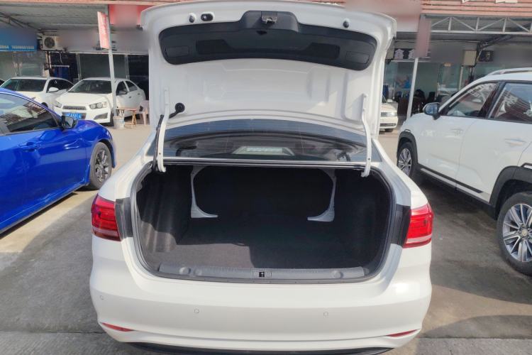 Used Volkswagen Lavida 2019 Lavida Start 1.5L Automatic Trendy Version China VI Standard