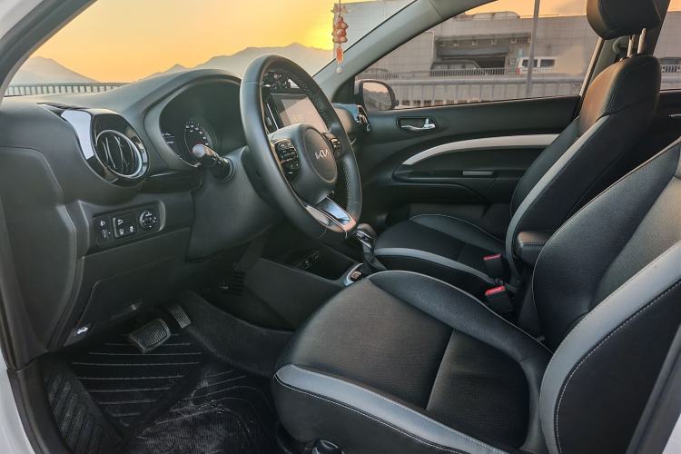 Used Kia Stonic 2021 1.4L CVT Fun Edition