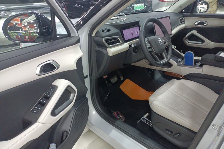 Used BYD Yuan UP 2025 Intelligent Driving Version 401 km Leading Edition

