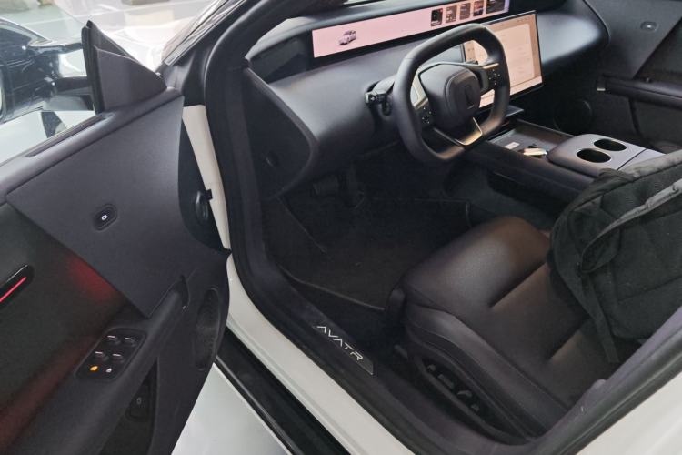 Used  06 2025 Ultra Pure Electric Edition
