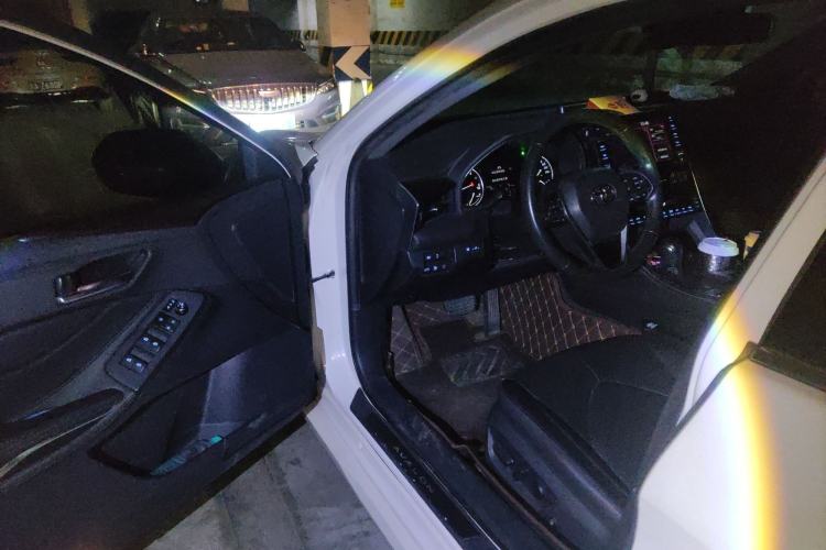 Used Toyota Avalon 2019 2.0L XLE Premium Edition China VI
