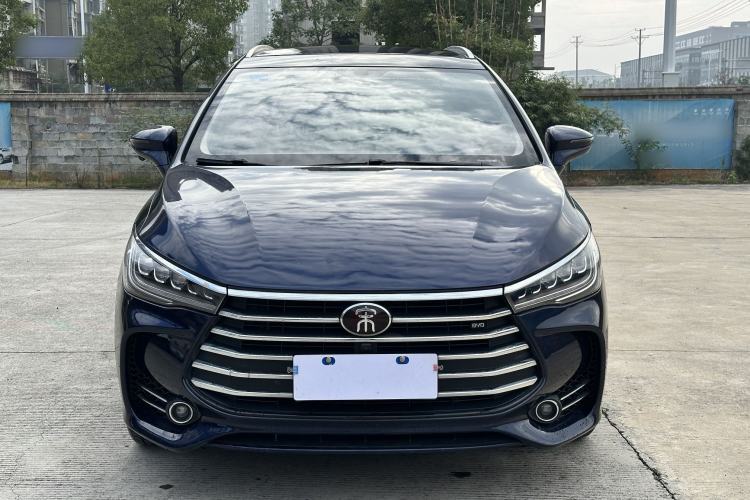 Used BYD Song MAX 2018 1.5T Automatic Smart Connect Elite Model with 6 Seats
