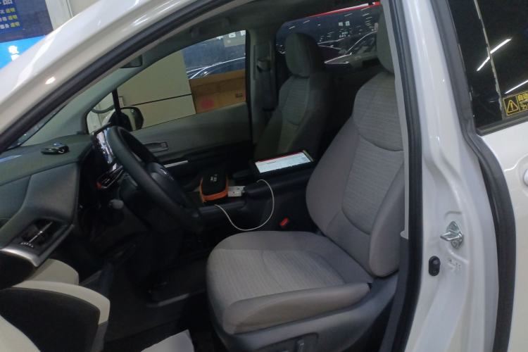 Used Toyota Sienna 2023 2.5L Hybrid Comfort Edition
