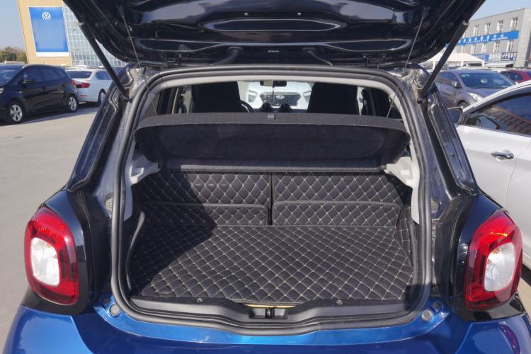 Used  forfour 2016 1.0L 52 kW Passion Edition
