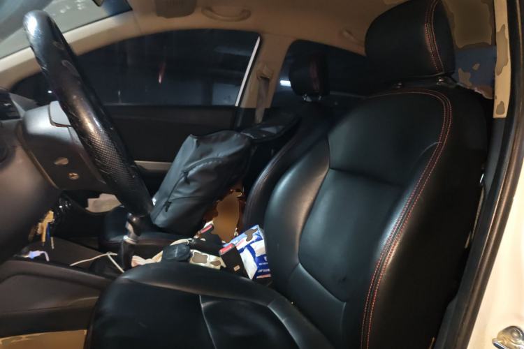 Used Kia K2 2012 Sedan 1.4L MT GLS Commemorative Edition
